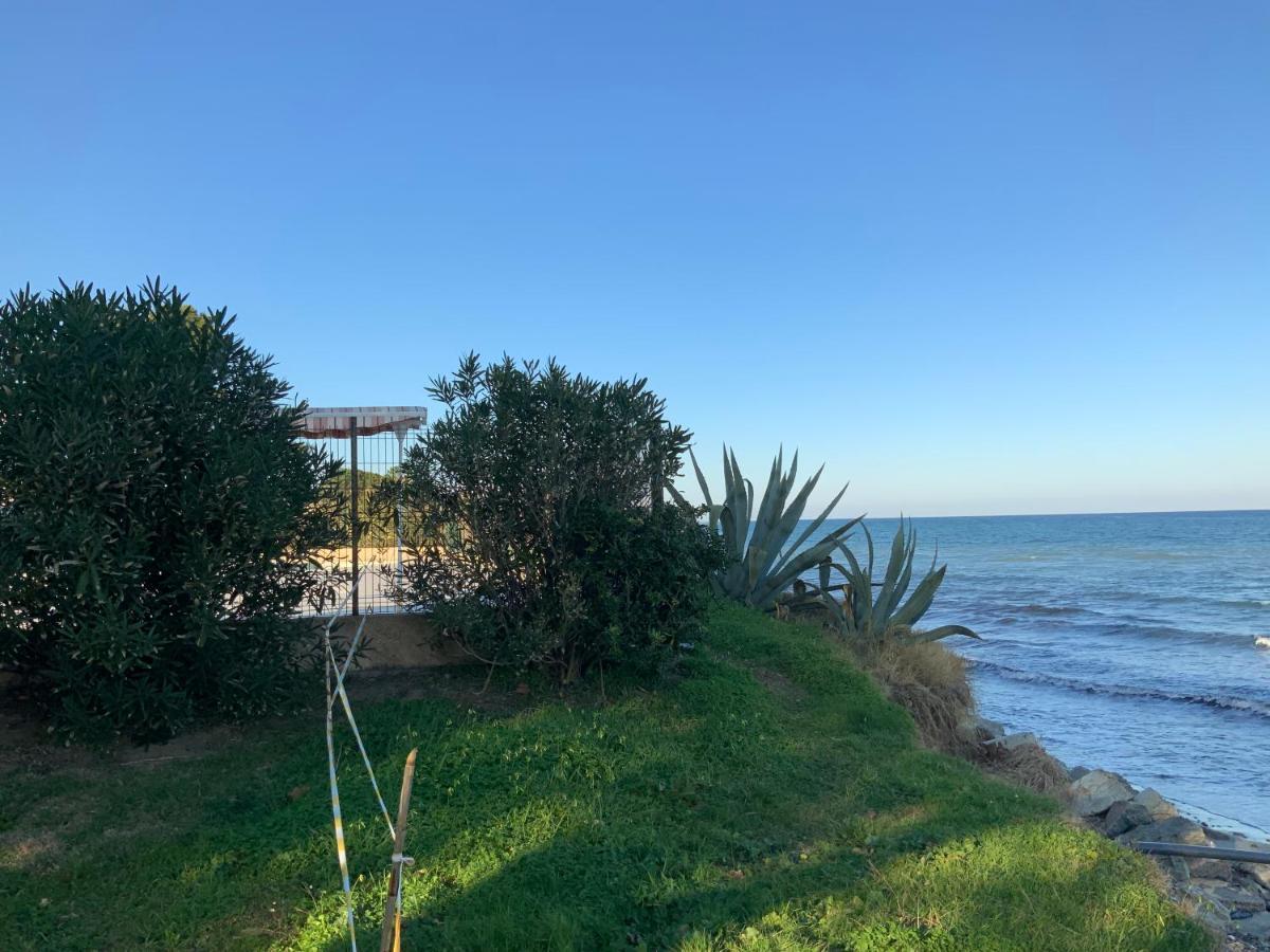Studio Bord De Mer 圣露茜亚迪莫伊拉 外观 照片